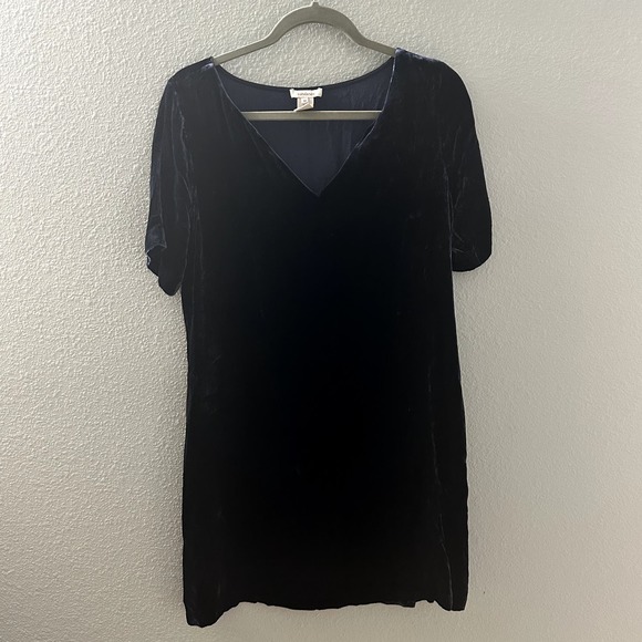 Sundance Women's Midnight Blue Olivia Velvet Mini Dress Size Medium - Picture 3 of 8
